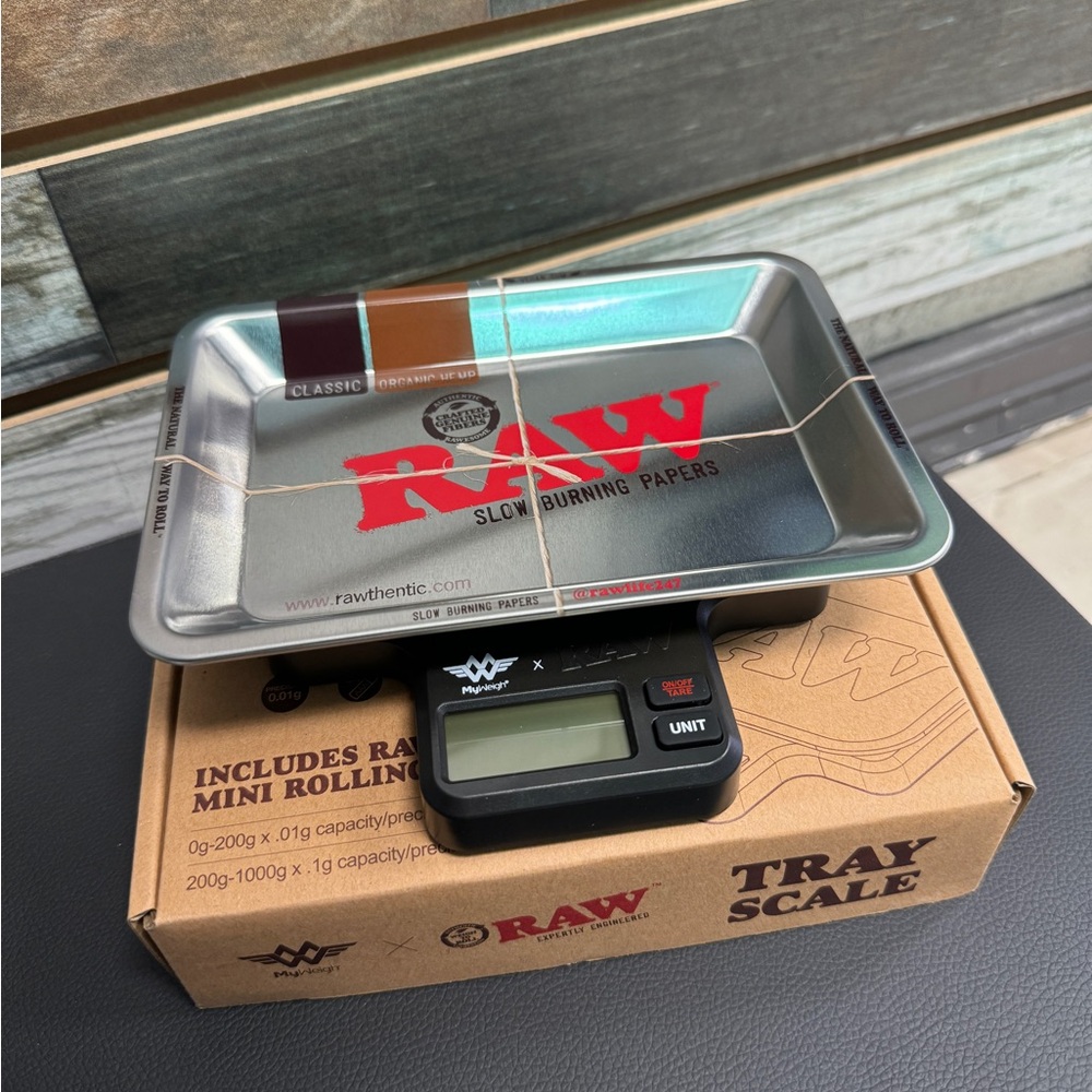 RAW Rolling Tray and Digital Scale Set